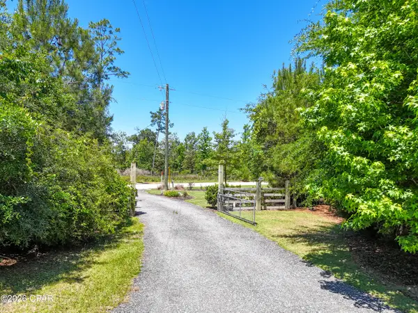 17103 NW Chipola Heights Road, Altha, FL 32421