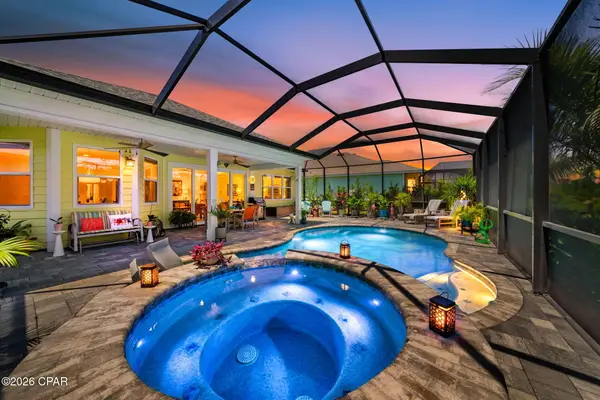 8268 Landshark Boulevard, Panama City Beach, FL 32413
