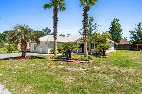 1513 E 9th Street, Lynn Haven, FL 32444