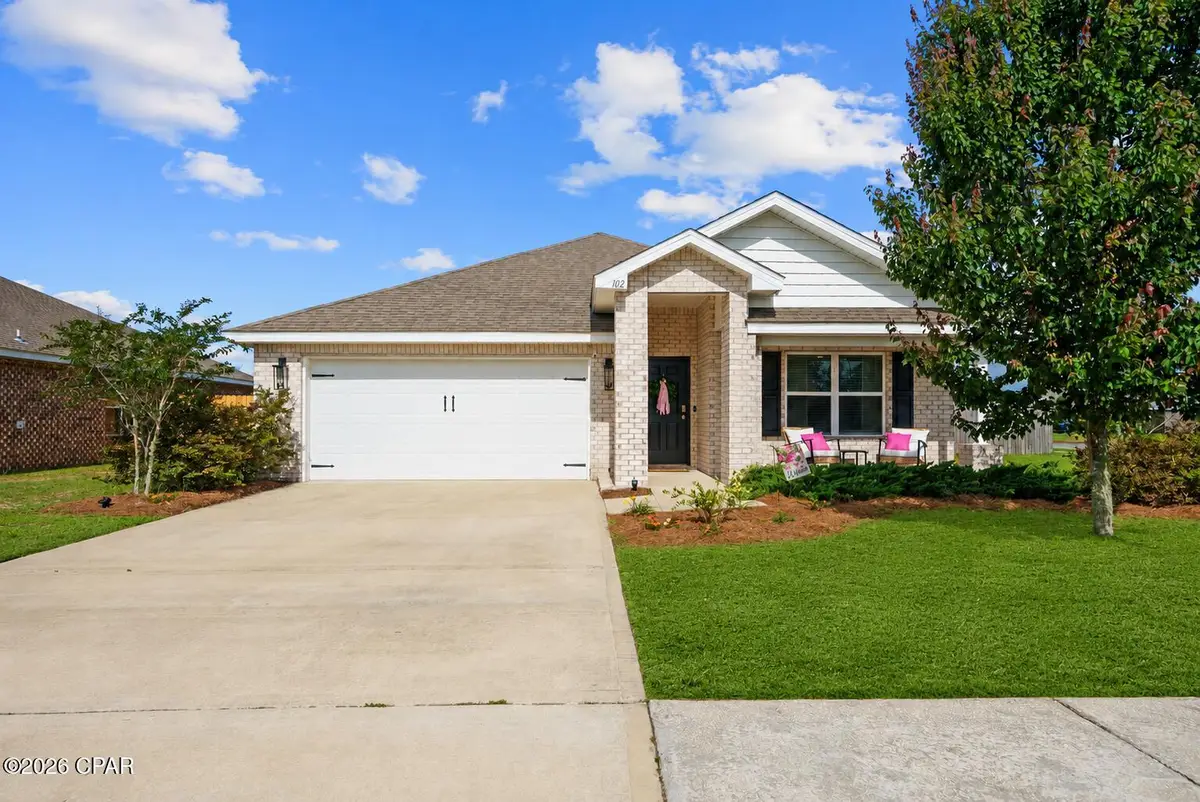102 Spikes Circle, Southport, FL 32409 - #1