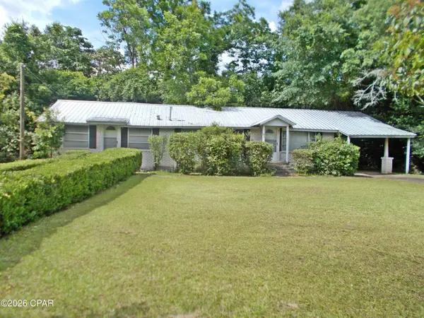 4194 Bowers Street, Marianna, FL 32448