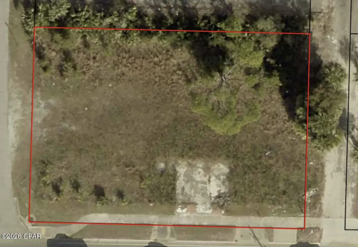 14 W 11th Street, Panama City, FL 32401 - #1