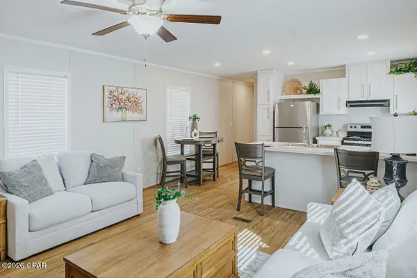 21102 Joann Lane, Fountain, FL 32438