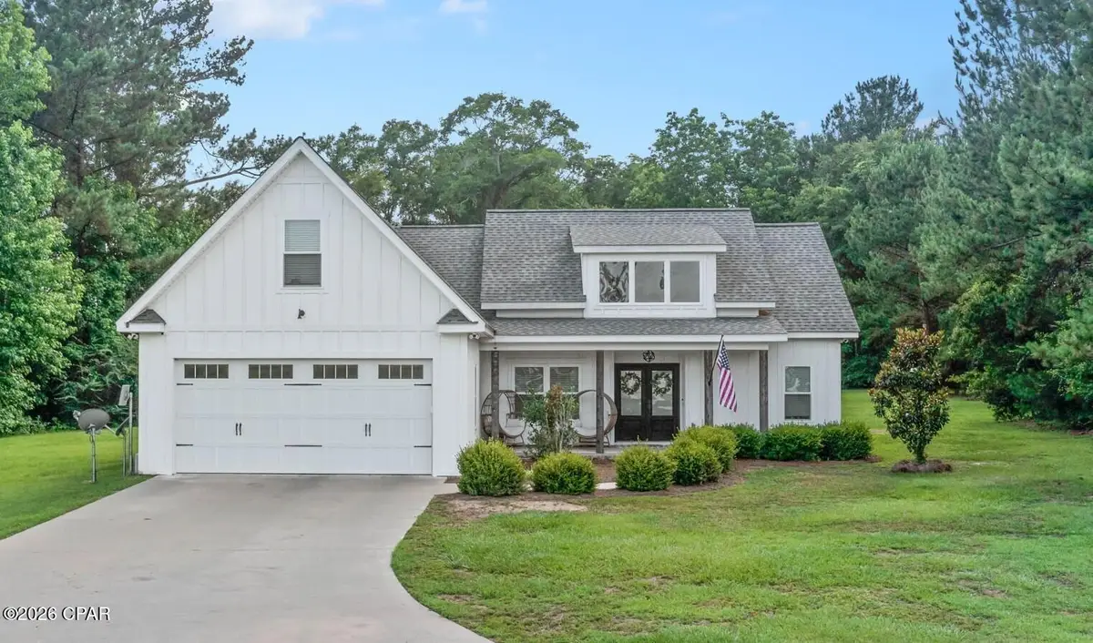 566 Lakepointe Drive, Chipley, FL 32428 - #1