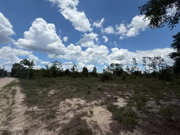 9913 Western Road, Fountain, FL 32438