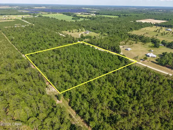 6048 Glenmore Court, Marianna, FL 32446