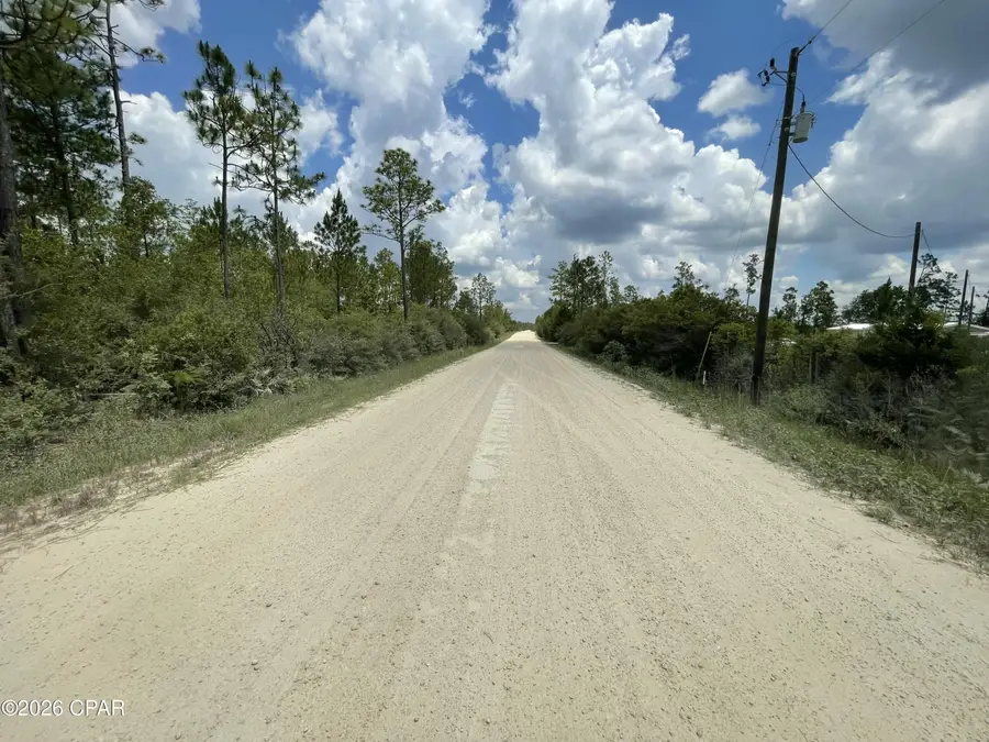 000B NW Lake Lillian Avenue, Fountain, FL 32438 - #3