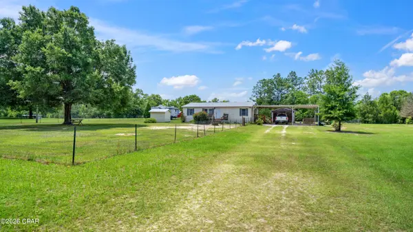 14113 Helms Street, Vernon, FL 32462