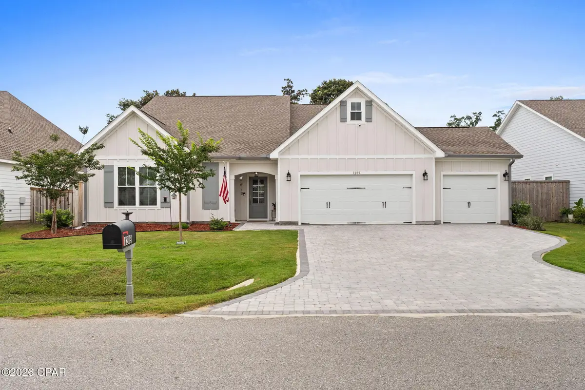 1209 New Hampshire Avenue, Lynn Haven, FL 32444 - #1