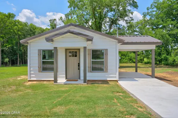 1028 Pelham Avenue, Graceville, FL 32440