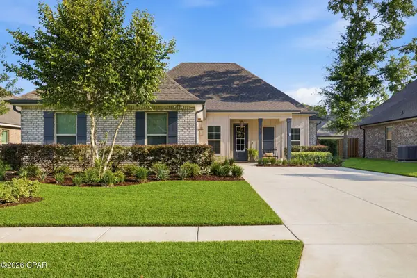 42 Flora Lane, Freeport, FL 32439