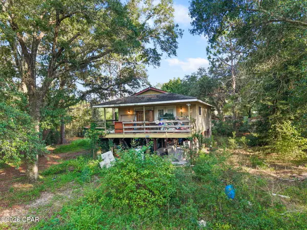 3986 Granada Drive, Chipley, FL 32428