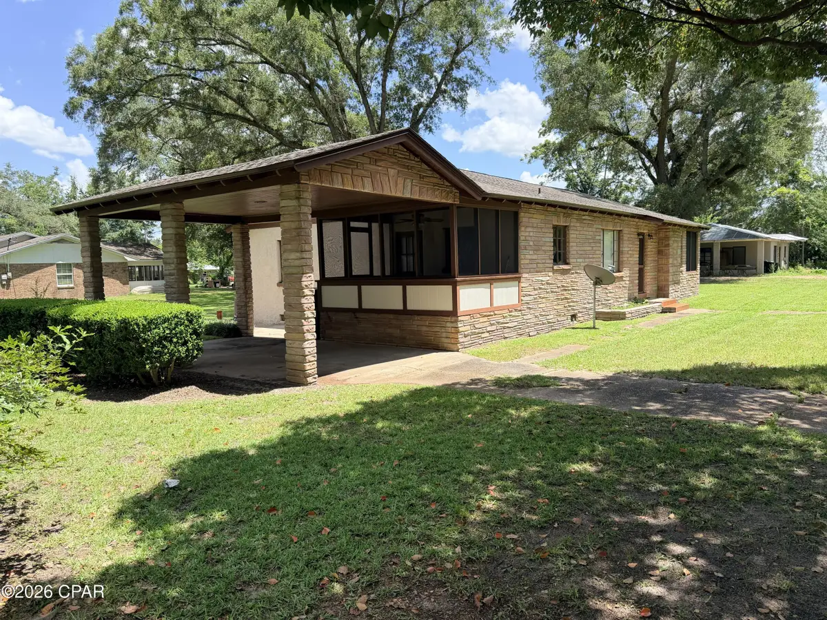 2046 Finley Avenue, Grand Ridge, FL 32442 - #1