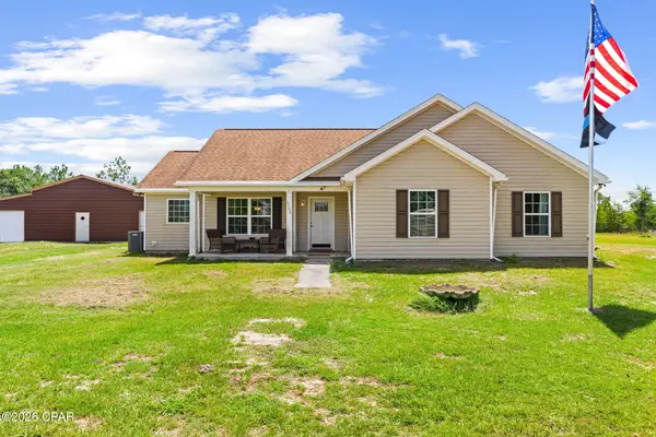 8100 Macaw Lane, Youngstown, FL 32466