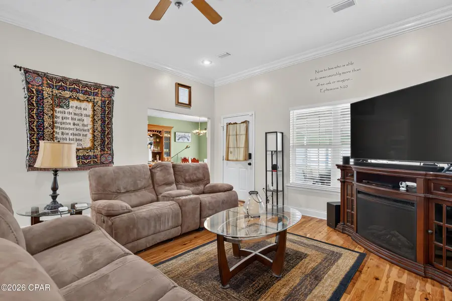 4122 Highland Avenue, Chipley, FL 32428 - #2