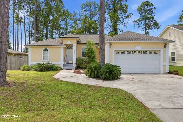 208 Palm Circle, Panama City Beach, FL 32413