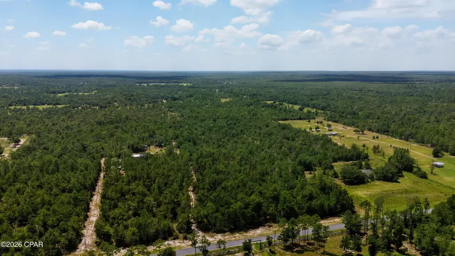 000 Hightower Road, Fountain, FL 32438 - #3