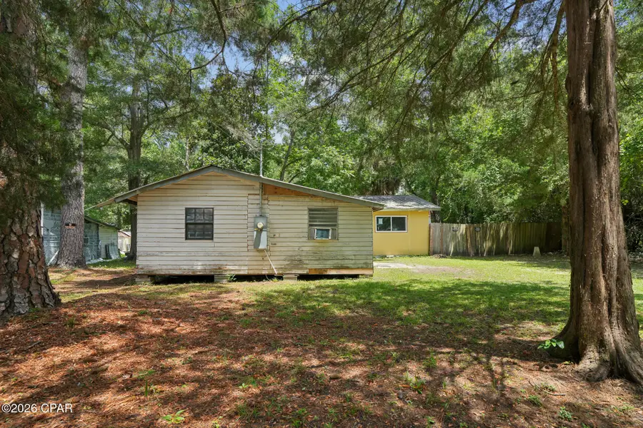 529 N 5th Street, Chipley, FL 32428 - #3