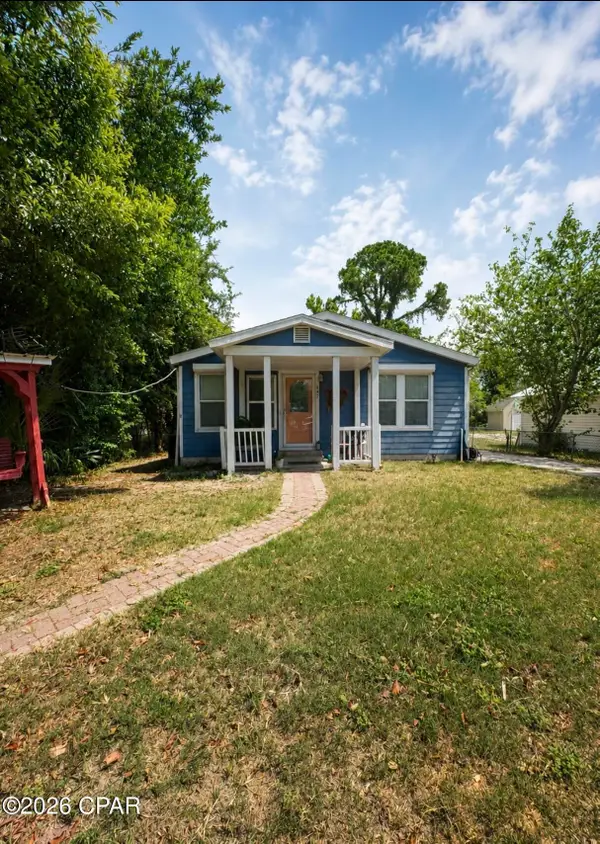 447 Dolphin Street, Port St Joe, FL 32456