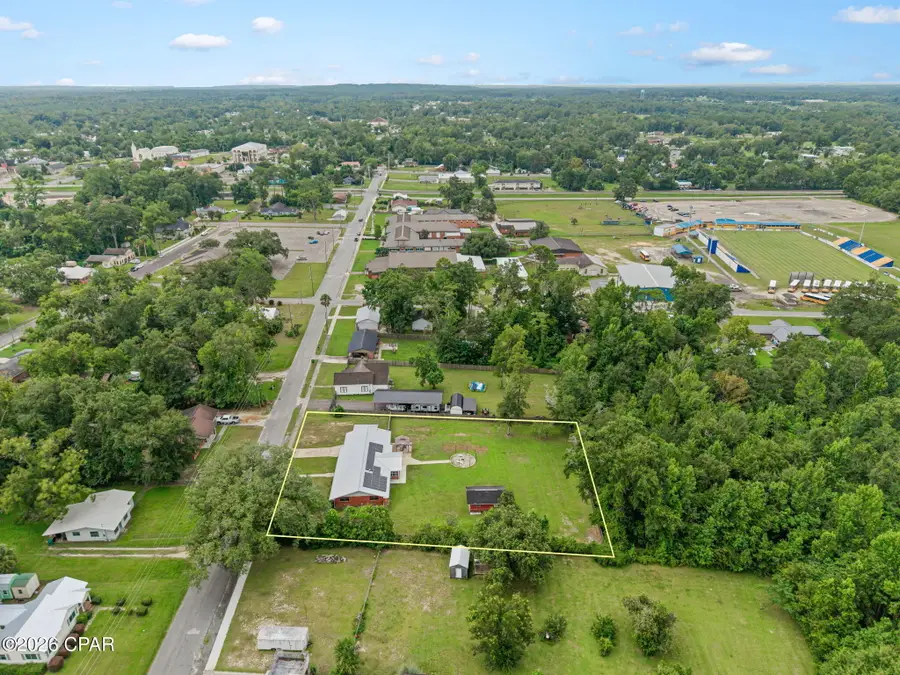 652 2nd Street, Chipley, FL 32428 - #2