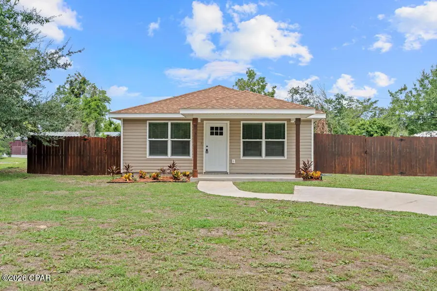 1115 Hamilton Avenue, Panama City, FL 32401 - #2