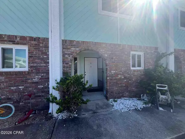 8623 N Lagoon Drive #C4, Panama City, FL 32408