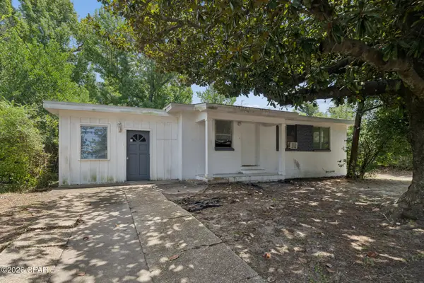 2208 Edgewood Drive, Panama City, FL 32405