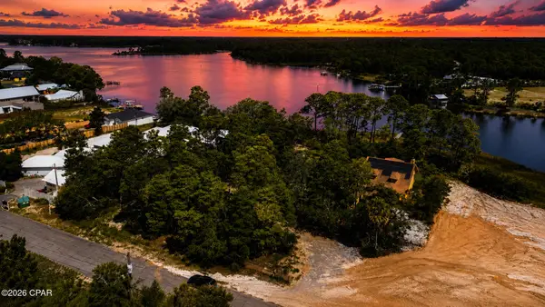 21904 Lakeview Drive, Panama City Beach, FL 32413