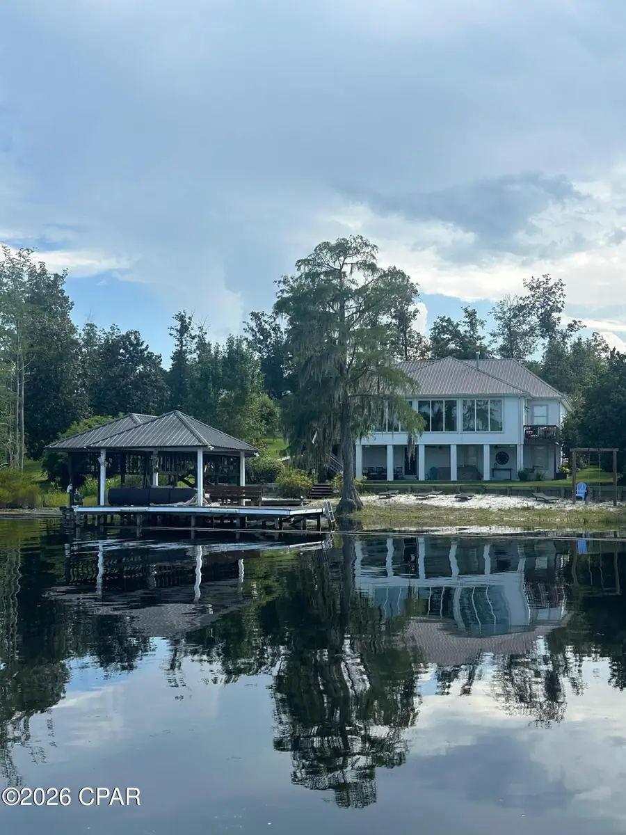 2660 Lakeview Circle, Alford, FL 32420 - #2