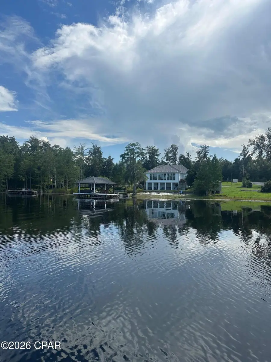 2660 Lakeview Circle, Alford, FL 32420 - #3