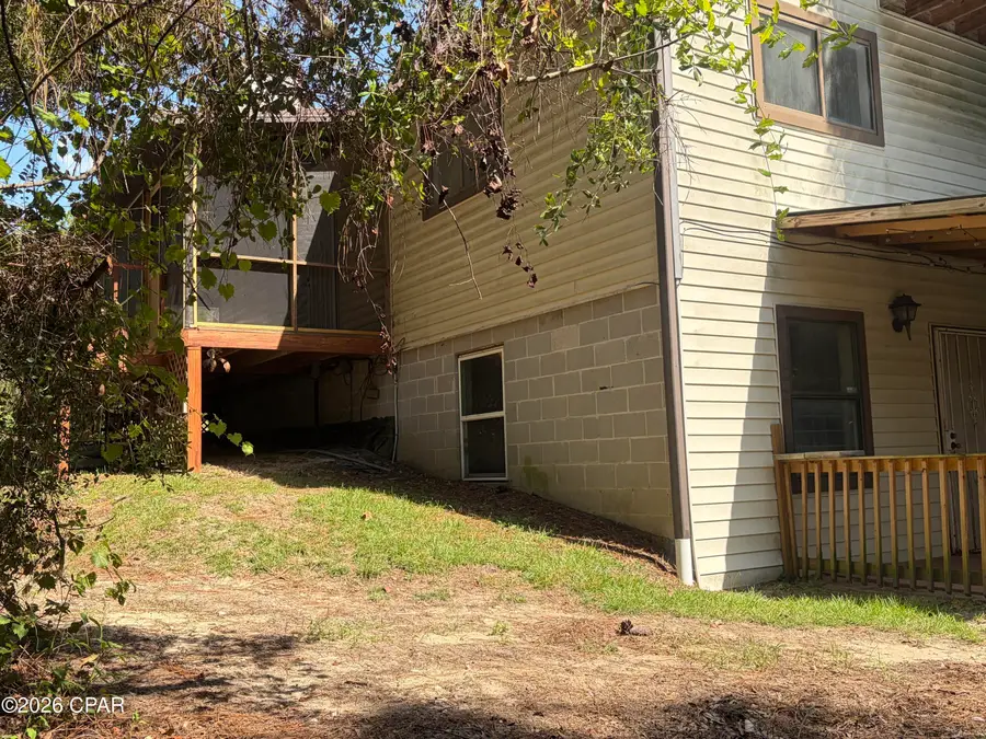 1029 Putnam Avenue, Alford, FL 32420 - #2