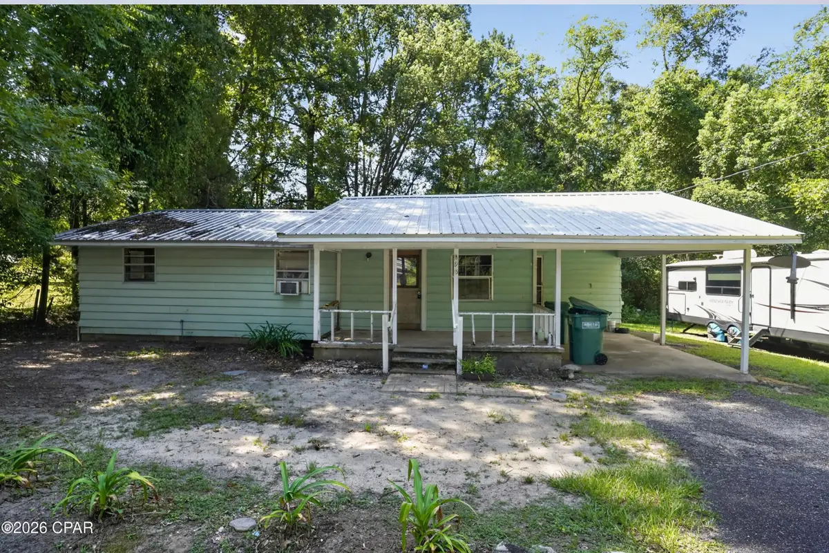 395 E Brock Avenue, Bonifay, FL 32425 - #1