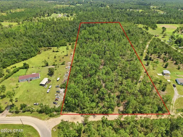 10952 Alex Drive, Fountain, FL 32438