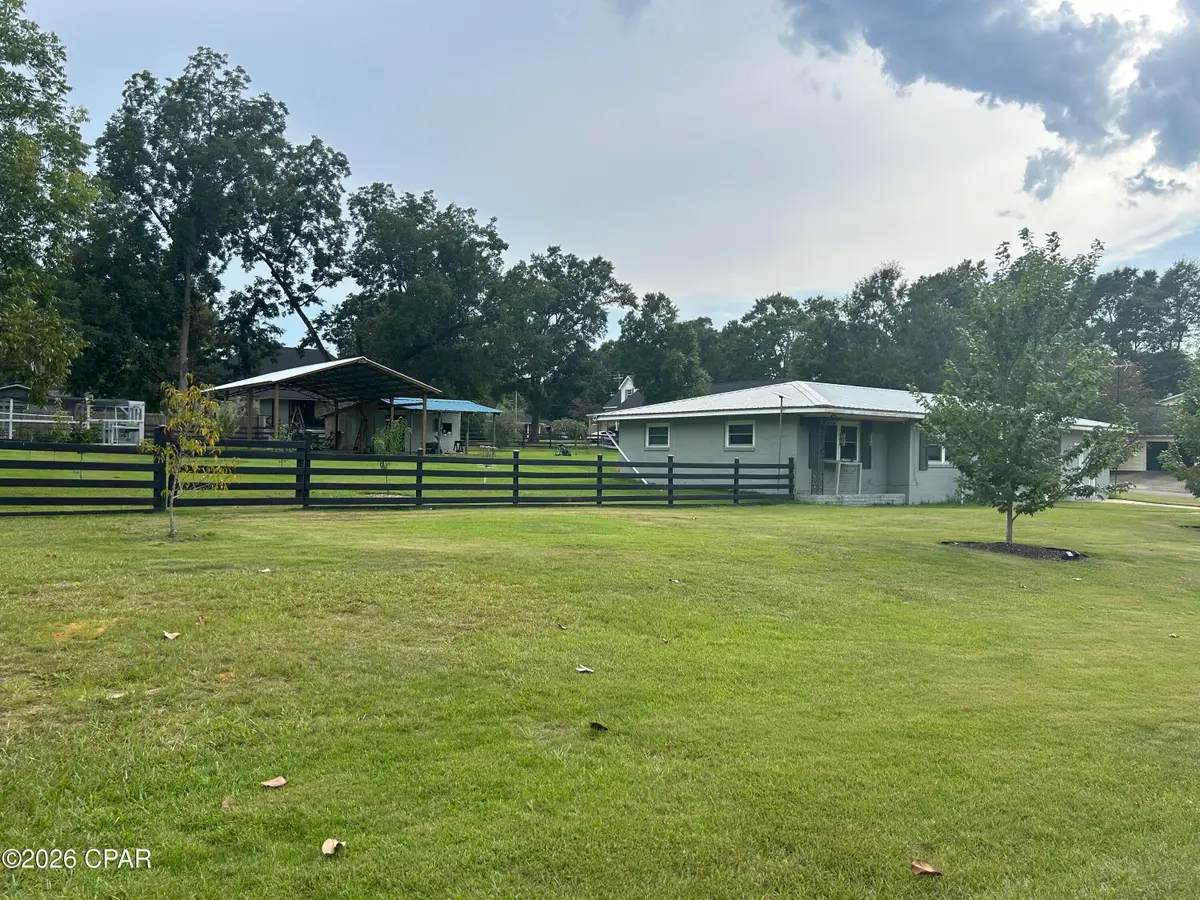 402 E Iowa Avenue, Bonifay, FL 32425 - #1