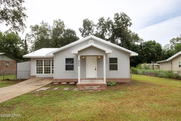 907 W Banfill Avenue, Bonifay, FL 32425