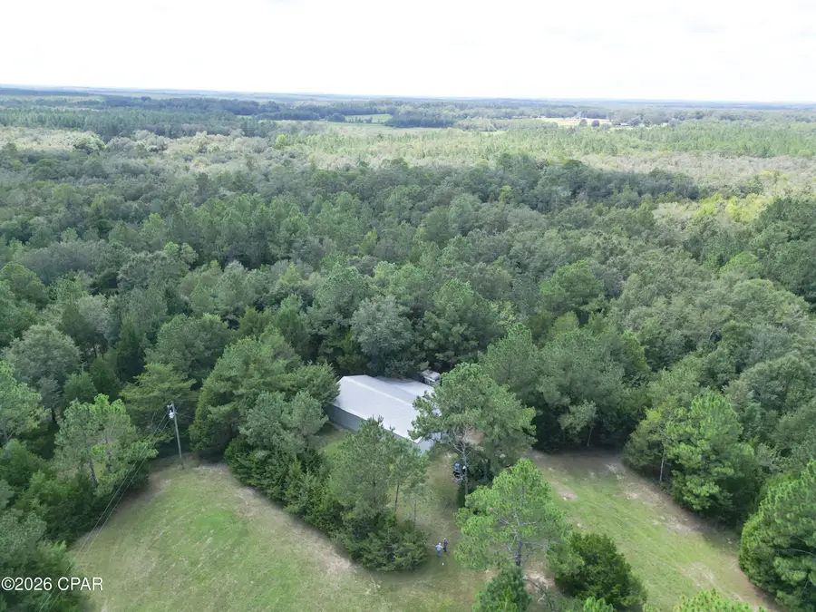 3813 Sandpath Road, Bonifay, FL 32425 - #3