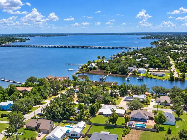 410 Carolina Avenue, Lynn Haven, FL 32444