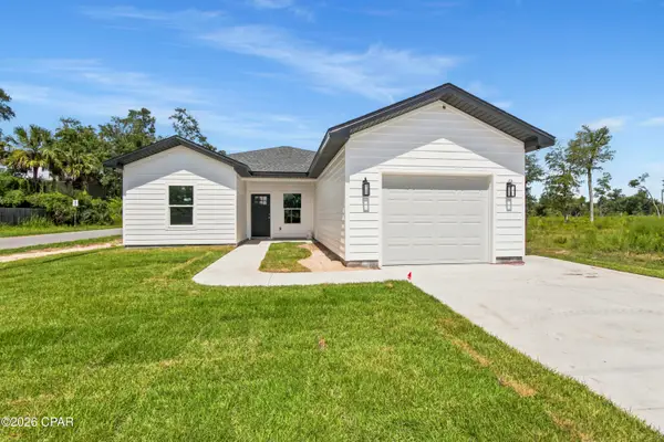 4911 Oak Avenue, Youngstown, FL 32466