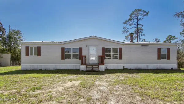 586 Hickory Bluff Drive, Southport, FL 32409