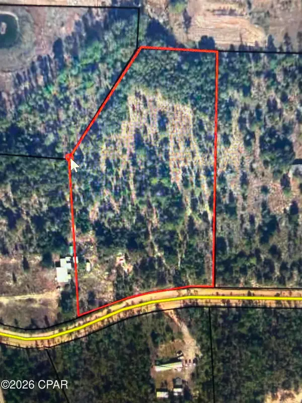 2504 Radcliff Circle, Chipley, FL 32428