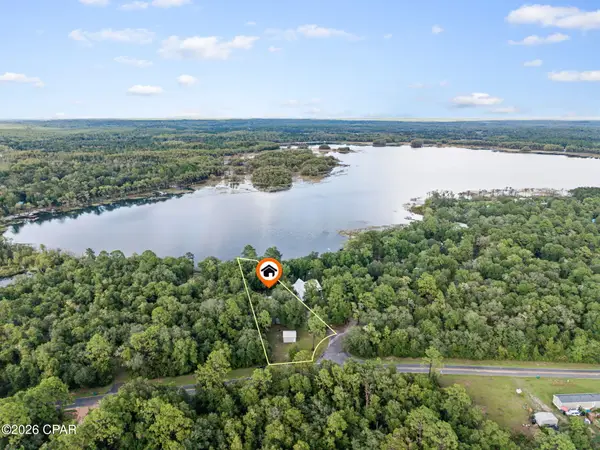 3955 Stillwater Drive, Chipley, FL 32428