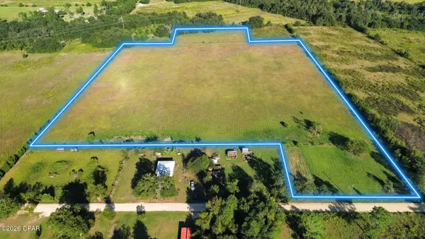 2780 Waterberry Lane, Grand Ridge, FL 32442