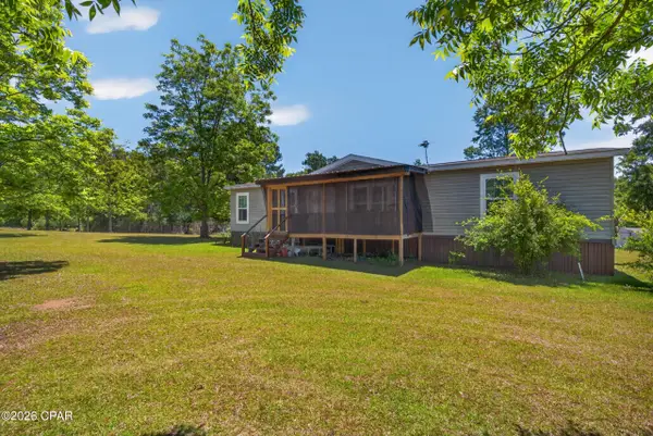 3271 Twin Lake Drive, Bonifay, FL 32425