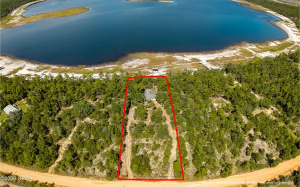 1234 Hampshire Boulevard, Chipley, FL 32428