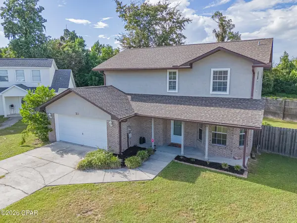 301 Lakeside Drive, Panama City, FL 32404