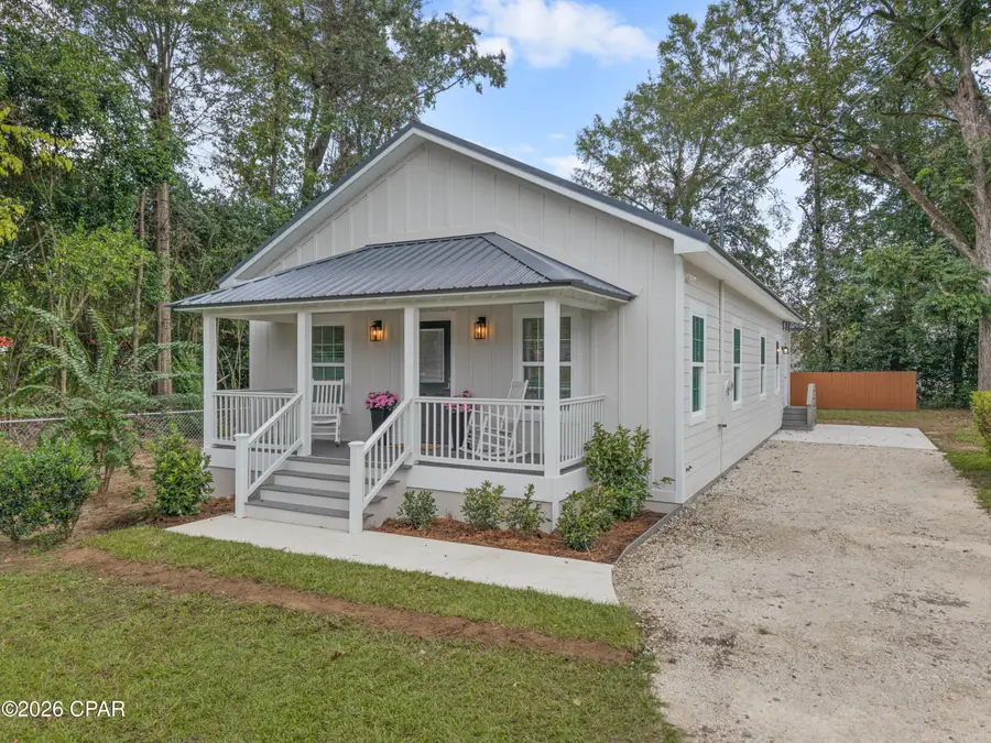 2996 Jefferson Street, Marianna, FL 32446 - #3
