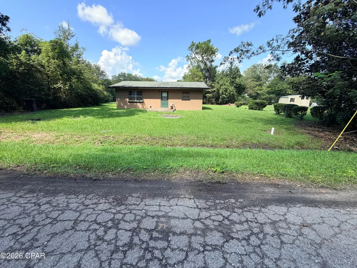 1184 Farmer Road, Chipley, FL 32428 - #1