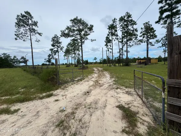 1936 NW Ward Road, Fountain, FL 32438