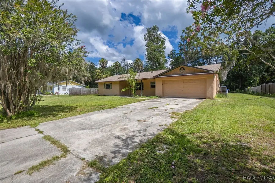 1561 NW 21st Street, Crystal River, FL 34428 - #2