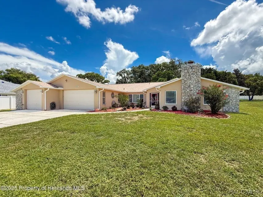 2124 Little Peach Court, Spring Hill, FL 34608 - Image #1